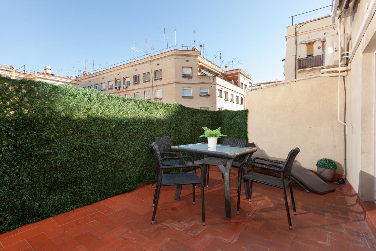Penthouse In Sagrada Familia Daire Barselona Dış mekan fotoğraf