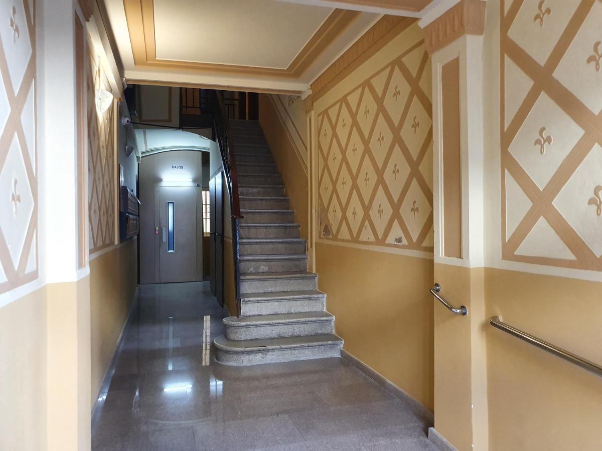 Penthouse In Sagrada Familia Daire Barselona Dış mekan fotoğraf